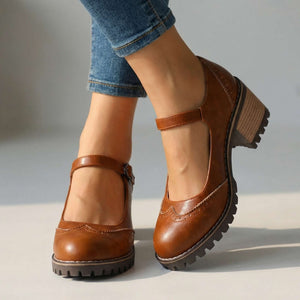 Zapatos de tacón con tiras en forma de T Cayetana