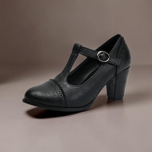 Zapatos de tacón con aberturas y correa Valeria