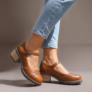 Zapatos de tacón con tiras en forma de T Cayetana