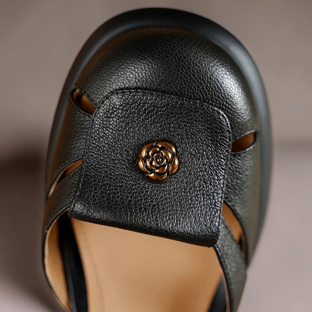 Sandalias de plataforma con tiras claras Triana